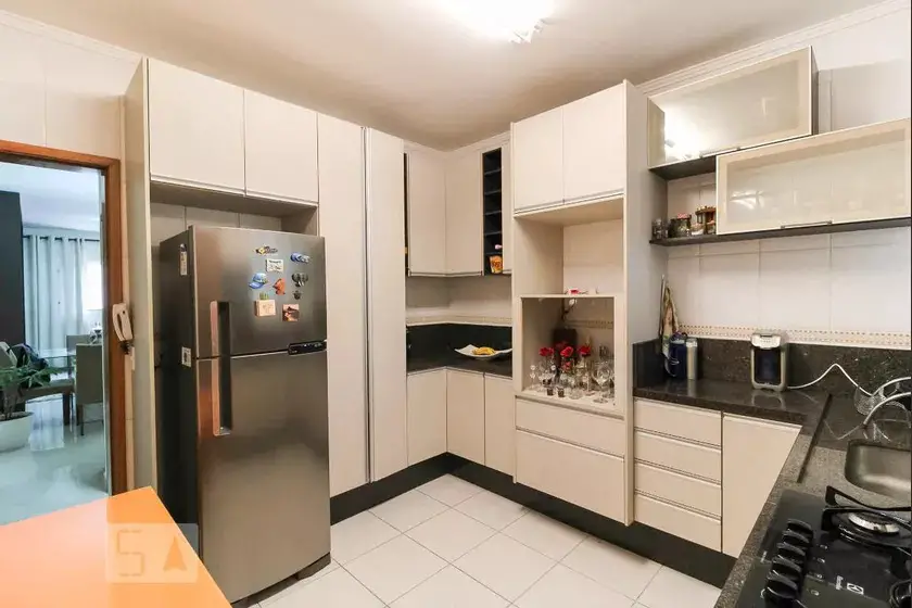 Foto 4 de Casa com 2 Quartos para alugar, 110m² em Vila Moinho Velho, São Paulo