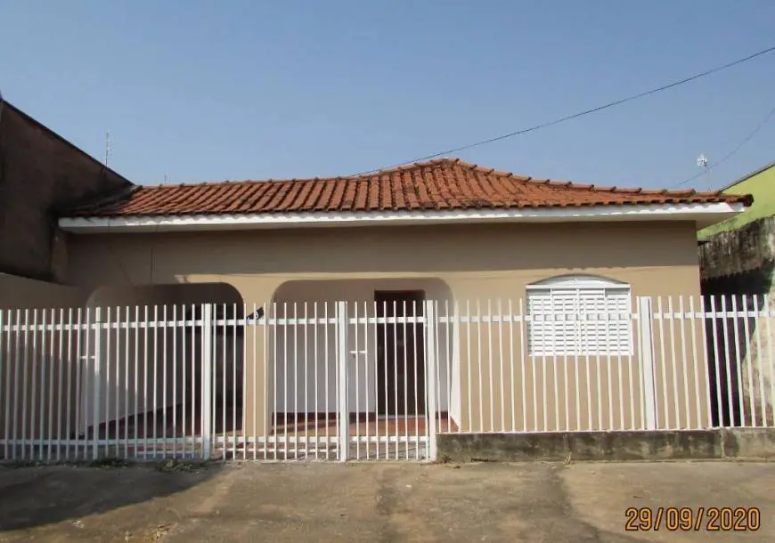 Foto 1 de Casa com 2 Quartos para alugar, 90m² em Vila Nova, Três Lagoas