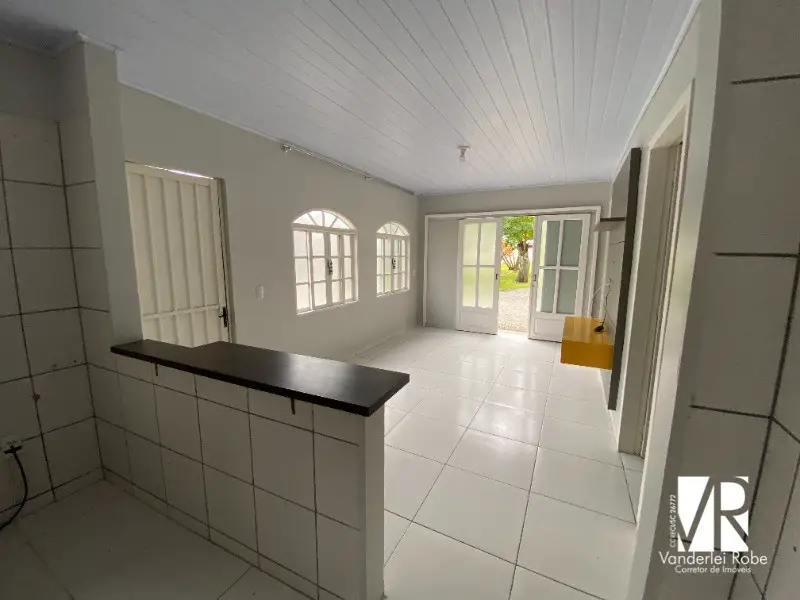 Foto 4 de Casa com 2 Quartos para alugar, 58m² em Vila Real, Balneário Camboriú