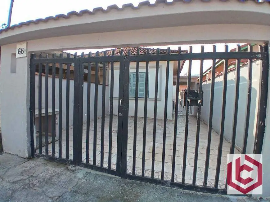 Foto 1 de Casa com 2 Quartos para alugar, 70m² em Vila São Jorge, São Vicente