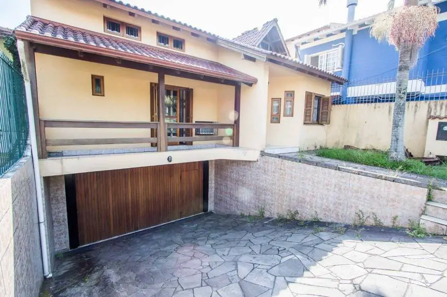 Foto 3 de Casa com 3 Quartos à venda, 320m² em Aberta dos Morros, Porto Alegre