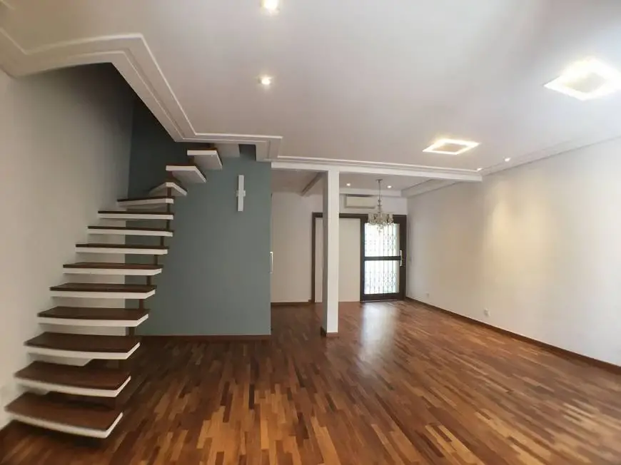 Foto 1 de Casa com 3 Quartos para alugar, 200m² em Aclimação, São Paulo