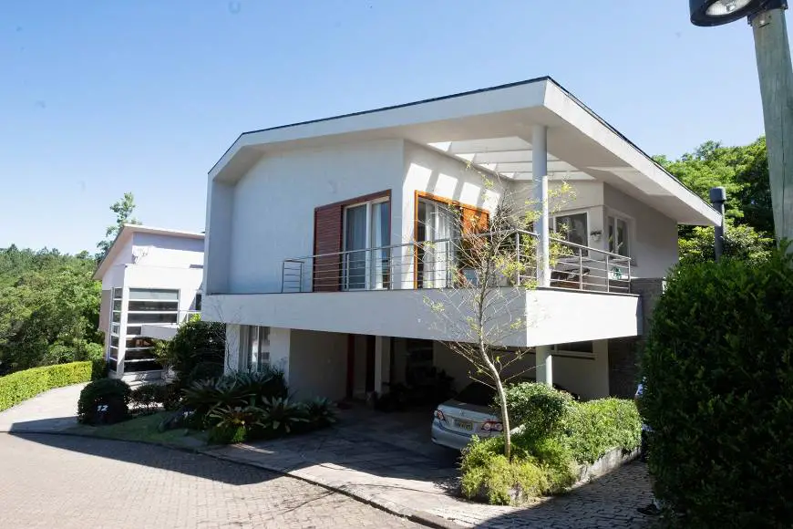 Foto 2 de Casa com 3 Quartos à venda, 333m² em Agronomia, Porto Alegre