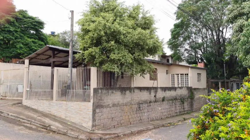 Foto 4 de Casa com 3 Quartos à venda, 94m² em Agronomia, Porto Alegre