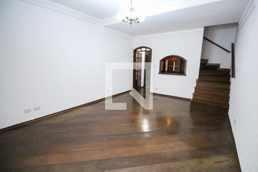 Foto 2 de Casa com 3 Quartos para alugar, 150m² em Água Fria, São Paulo
