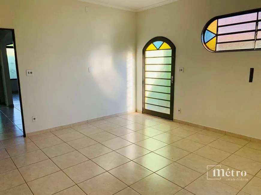 Foto 1 de Casa com 3 Quartos para alugar, 168m² em Alto da Boa Vista, Ribeirão Preto