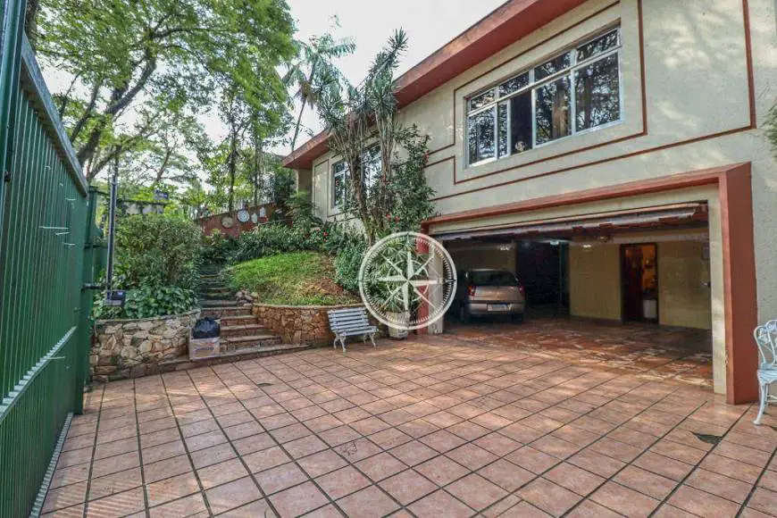 Foto 1 de Casa com 3 Quartos à venda, 455m² em Alto de Pinheiros, São Paulo
