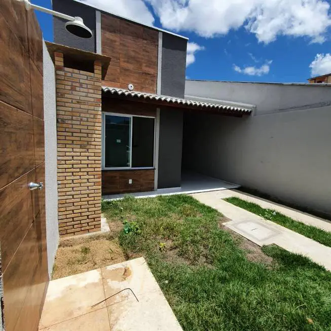 Foto 1 de Casa com 3 Quartos à venda, 160m² em Antônio Bezerra, Fortaleza
