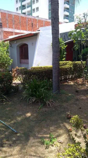 Foto 3 de Casa com 3 Quartos para alugar, 260m² em Atalaia, Aracaju