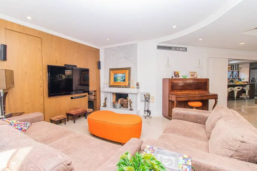 Foto 1 de Casa com 3 Quartos à venda, 322m² em Bela Vista, Porto Alegre