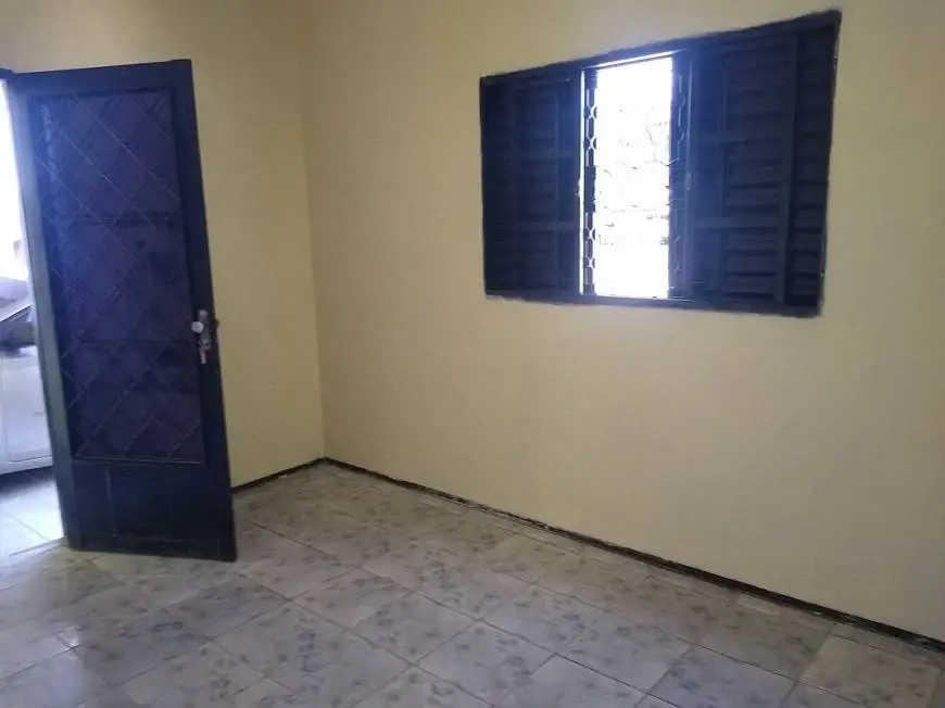 Foto 4 de Casa com 3 Quartos para alugar, 100m² em Benfica, Fortaleza