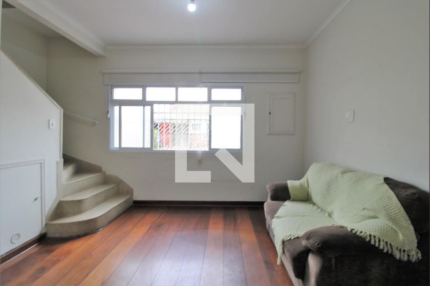 Foto 1 de Casa com 3 Quartos para alugar, 140m² em Brooklin, São Paulo