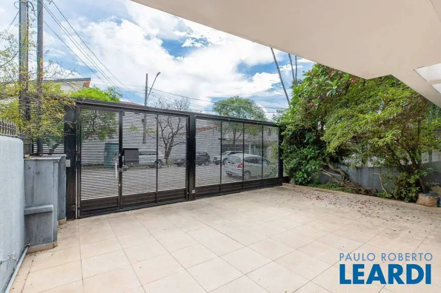 Foto 1 de Casa com 3 Quartos à venda, 225m² em Brooklin, São Paulo