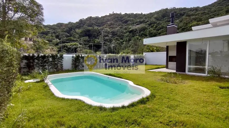 Foto 4 de Casa com 3 Quartos à venda, 230m² em Cachoeira do Bom Jesus, Florianópolis
