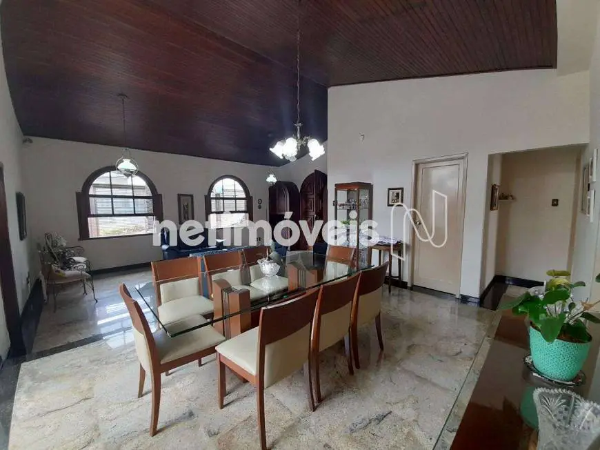 Foto 3 de Casa com 3 Quartos à venda, 219m² em Caiçaras, Belo Horizonte