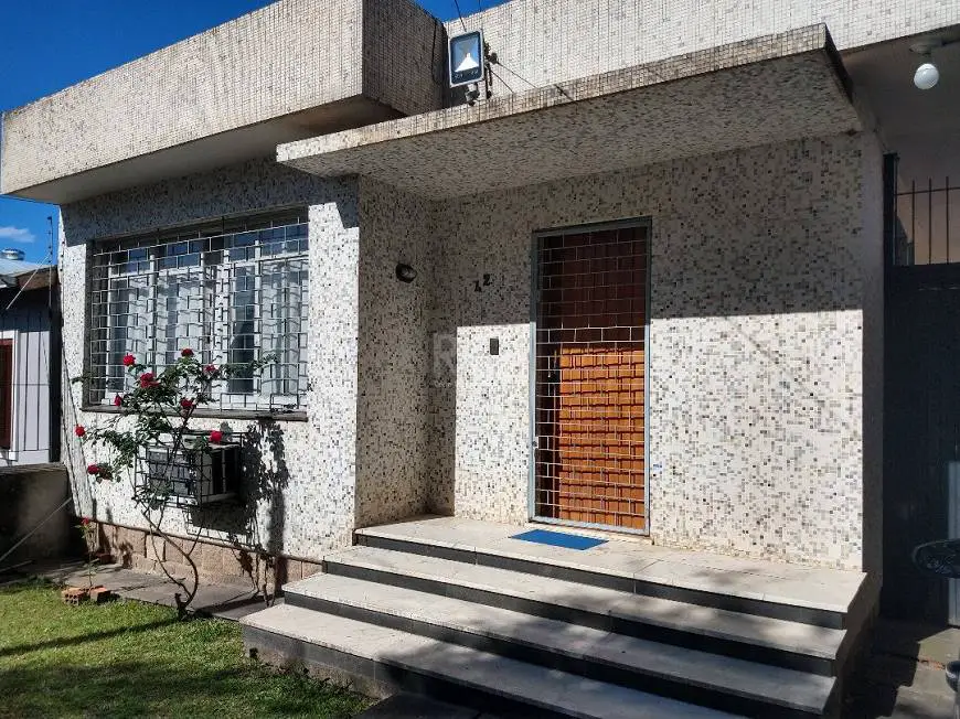 Foto 1 de Casa com 3 Quartos à venda, 84m² em Camaquã, Porto Alegre