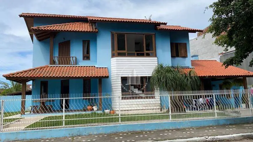Foto 1 de Casa com 3 Quartos à venda, 193m² em Canasvieiras, Florianópolis