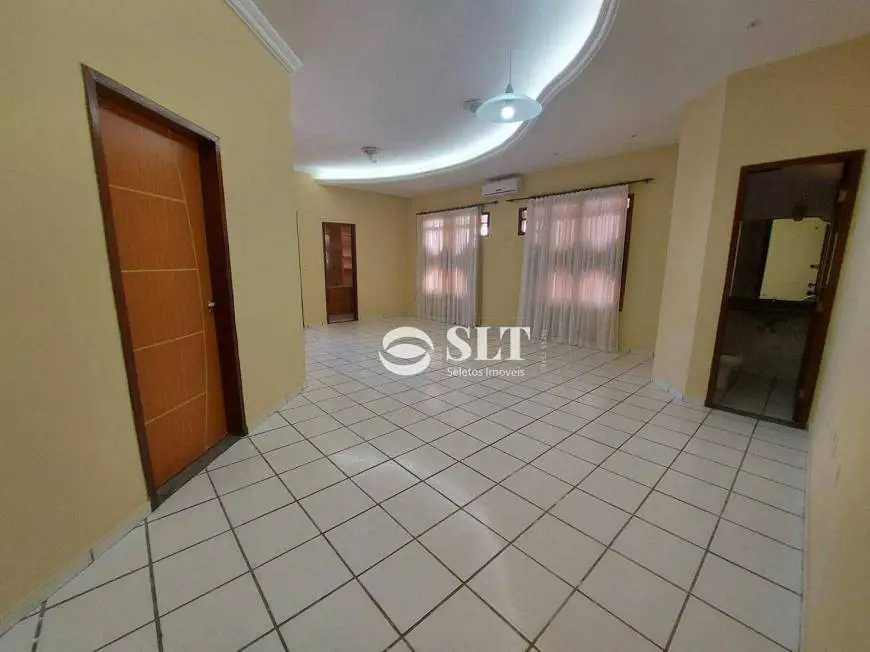 Foto 5 de Casa com 3 Quartos para alugar, 226m² em Capim Macio, Natal