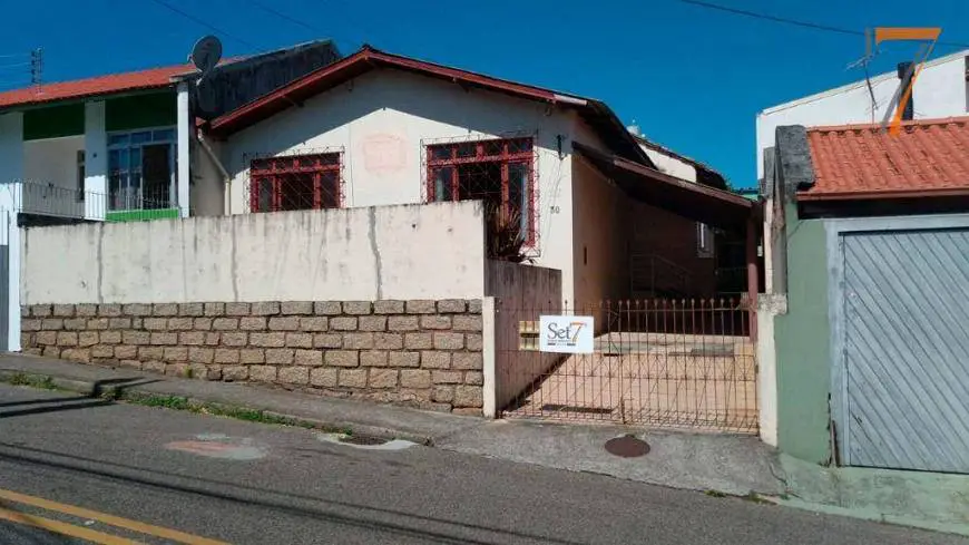 Foto 1 de Casa com 3 Quartos à venda, 283m² em Capoeiras, Florianópolis