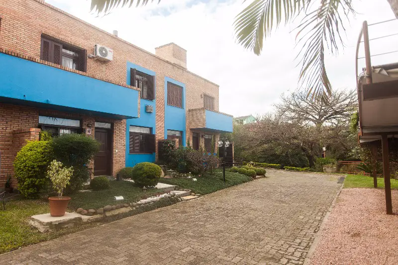 Foto 4 de Casa com 3 Quartos à venda, 170m² em Cavalhada, Porto Alegre