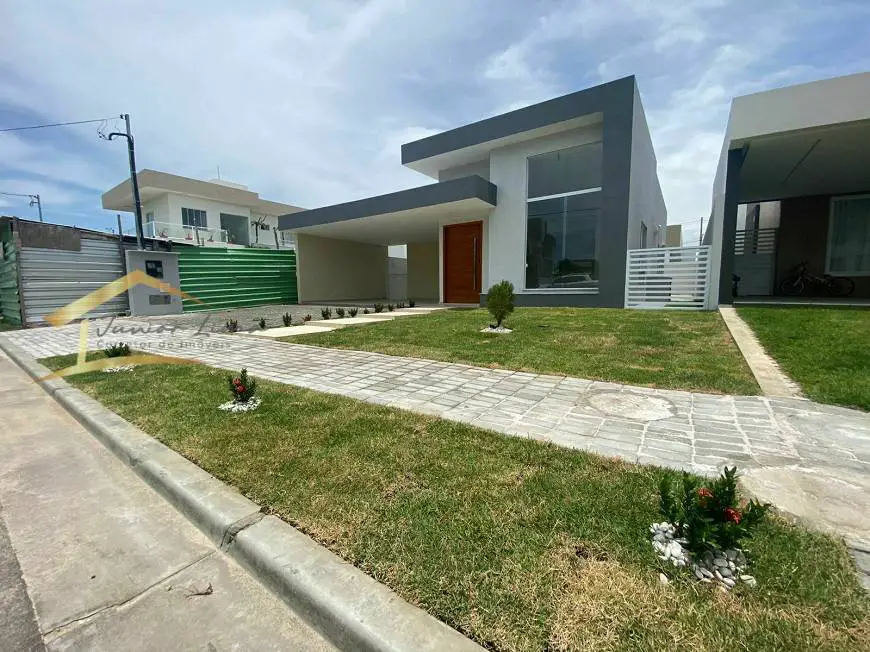Foto 1 de Casa com 3 Quartos à venda, 156m² em Centro, Barra dos Coqueiros