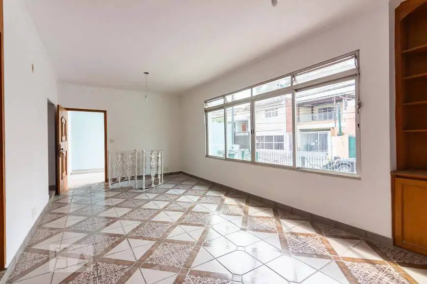 Foto 1 de Casa com 3 Quartos para alugar, 280m² em Centro, Osasco