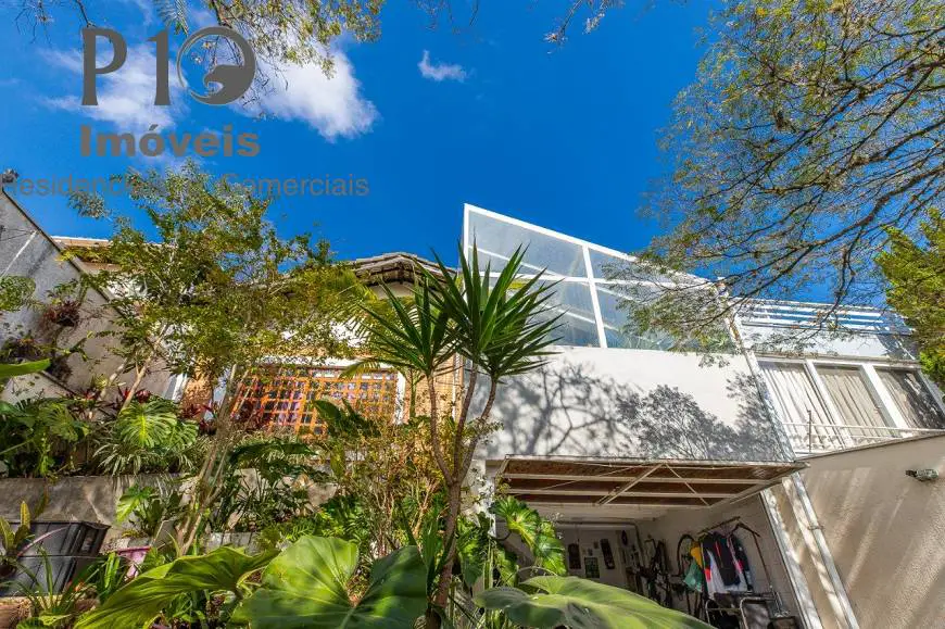 Foto 3 de Casa com 3 Quartos à venda, 226m² em Chácara Monte Alegre, São Paulo