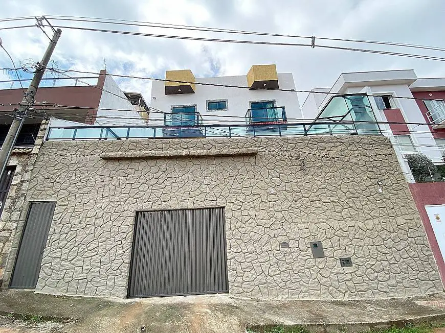 Foto 1 de Casa com 3 Quartos à venda, 390m² em Cidade Jardim, Juiz de Fora
