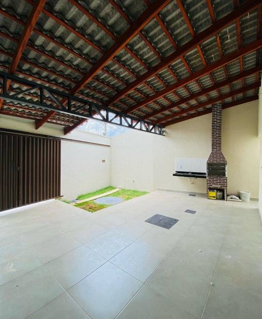 Foto 1 de Casa com 3 Quartos à venda, 185m² em Conjunto Esperança, Fortaleza