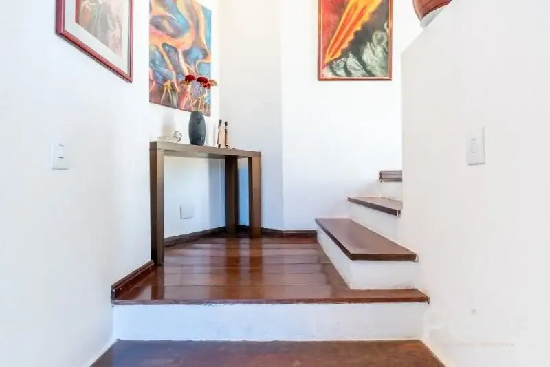 Foto 2 de Casa com 3 Quartos à venda, 235m² em Cristal, Porto Alegre