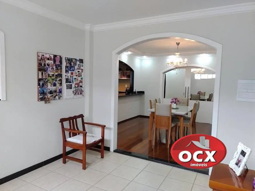 Foto 2 de Casa com 3 Quartos à venda, 165m² em Cristóvão Colombo, Vila Velha
