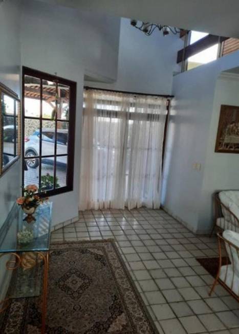 Foto 1 de Casa com 3 Quartos à venda, 187m² em De Fátima, Serra