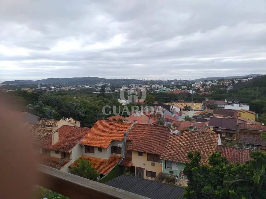 Foto 4 de Casa com 3 Quartos à venda, 239m² em Espiríto Santo, Porto Alegre