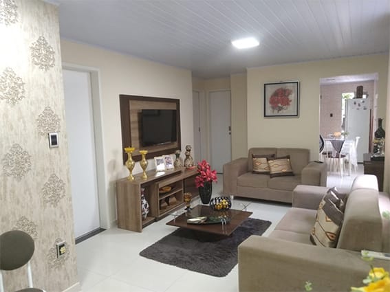 Foto 1 de Casa com 3 Quartos à venda, 160m² em Flores, Manaus