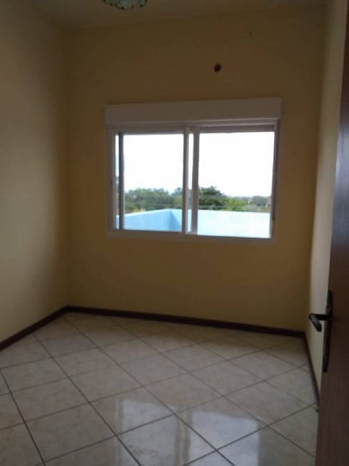 Foto 3 de Casa com 3 Quartos para alugar, 200m² em Florescente, Viamão
