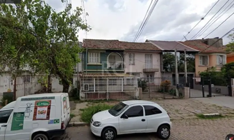 Foto 1 de Casa com 3 Quartos à venda, 220m² em Floresta, Porto Alegre