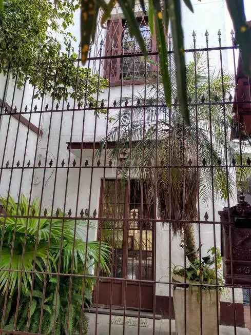 Foto 1 de Casa com 3 Quartos à venda, 400m² em Floresta, Porto Alegre