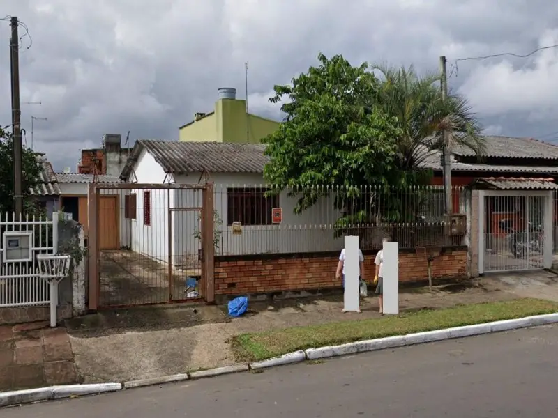 Foto 2 de Casa com 3 Quartos à venda, 101m² em Guajuviras, Canoas