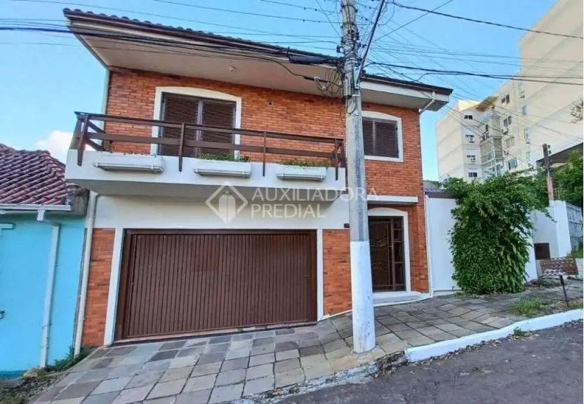 Foto 1 de Casa com 3 Quartos para alugar, 296m² em Guarani, Novo Hamburgo