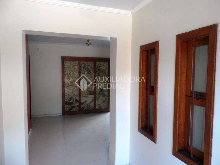 Foto 5 de Casa com 3 Quartos para alugar, 296m² em Guarani, Novo Hamburgo