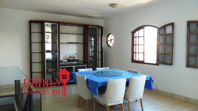 Foto 1 de Casa com 3 Quartos à venda, 230m² em Havaí, Belo Horizonte
