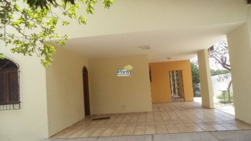 Foto 3 de Casa com 3 Quartos para alugar, 277m² em Horto, Teresina