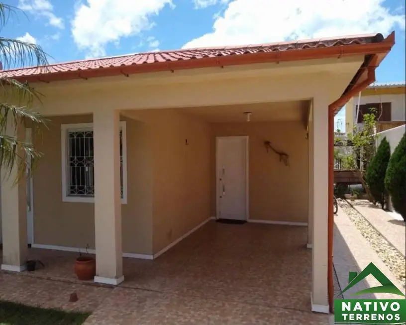 Foto 2 de Casa com 3 Quartos à venda, 154m² em Ingleses do Rio Vermelho, Florianópolis