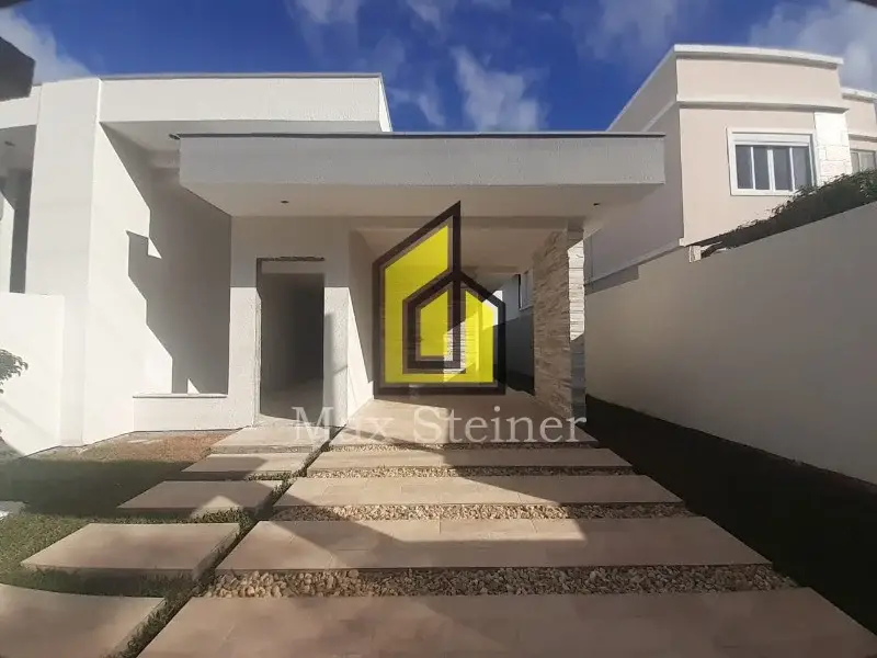Foto 1 de Casa com 3 Quartos à venda, 97m² em Ingleses do Rio Vermelho, Florianópolis