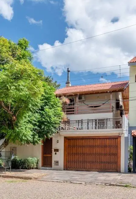 Foto 2 de Casa com 3 Quartos à venda, 284m² em Ipanema, Porto Alegre