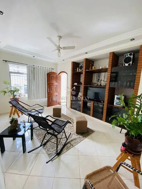 Foto 3 de Casa com 3 Quartos à venda, 250m² em Jardim Boa Esperança, Guarujá