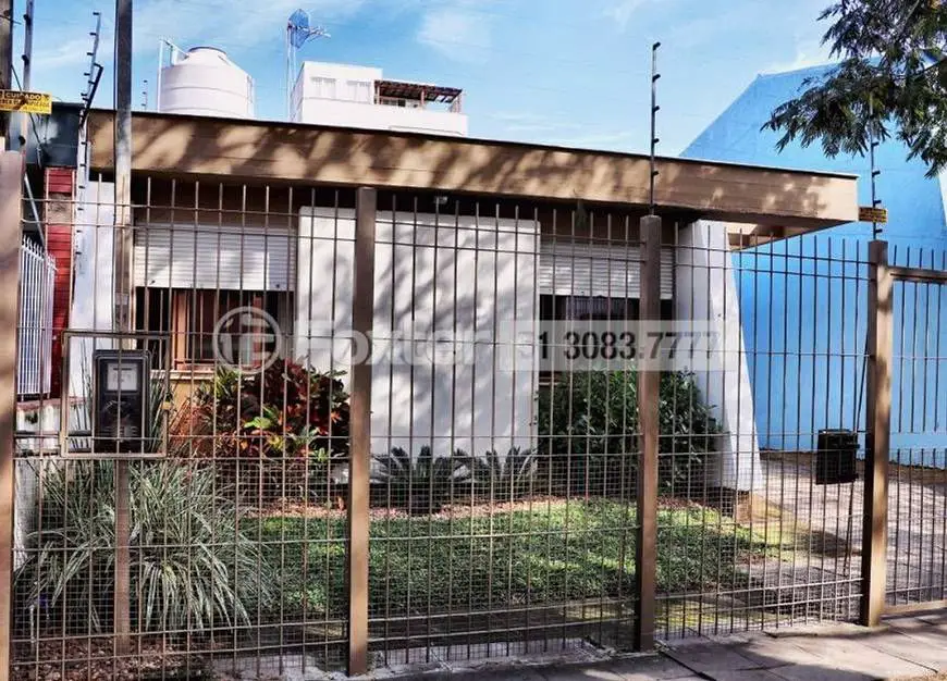 Foto 1 de Casa com 3 Quartos à venda, 160m² em Jardim Botânico, Porto Alegre