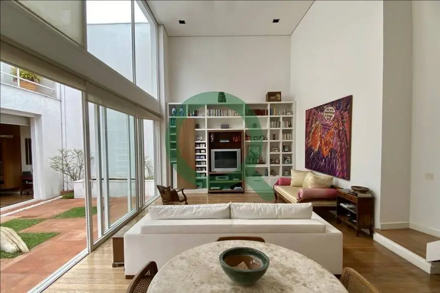 Foto 4 de Casa com 3 Quartos à venda, 400m² em Jardim Europa, São Paulo