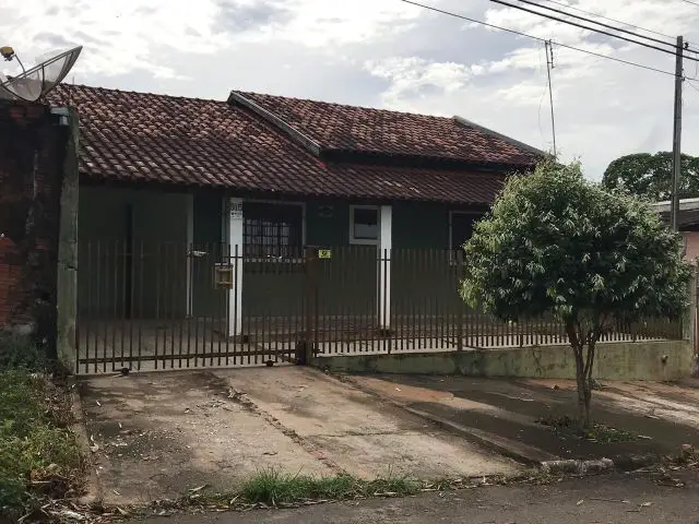 Foto 1 de Casa com 3 Quartos à venda, 121m² em Jardim Farroupilha, Paranavaí