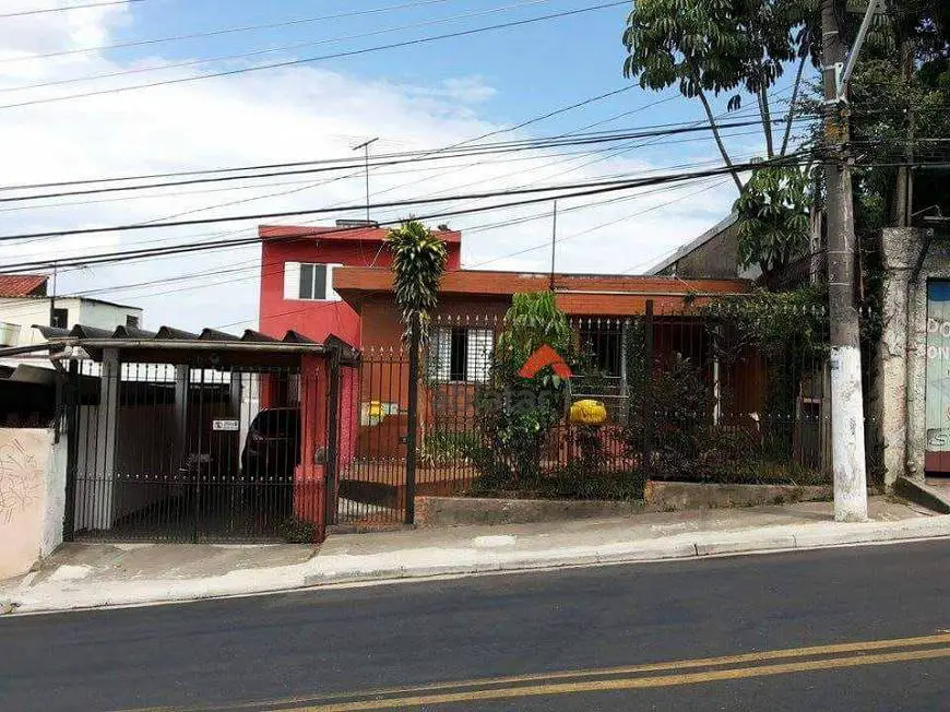 Foto 1 de Casa com 3 Quartos à venda, 185m² em Jardim Henriqueta, Taboão da Serra
